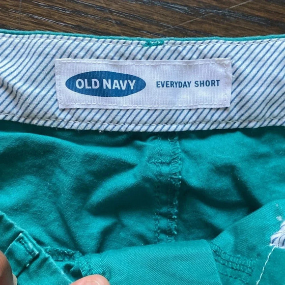 Old Navy Teal Everyday Short - Picture 3 of 4